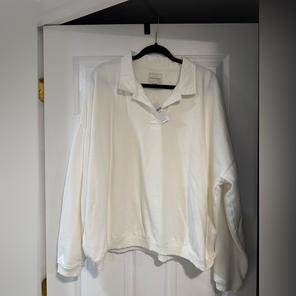 NWT American Eagle Collared sweatshirt